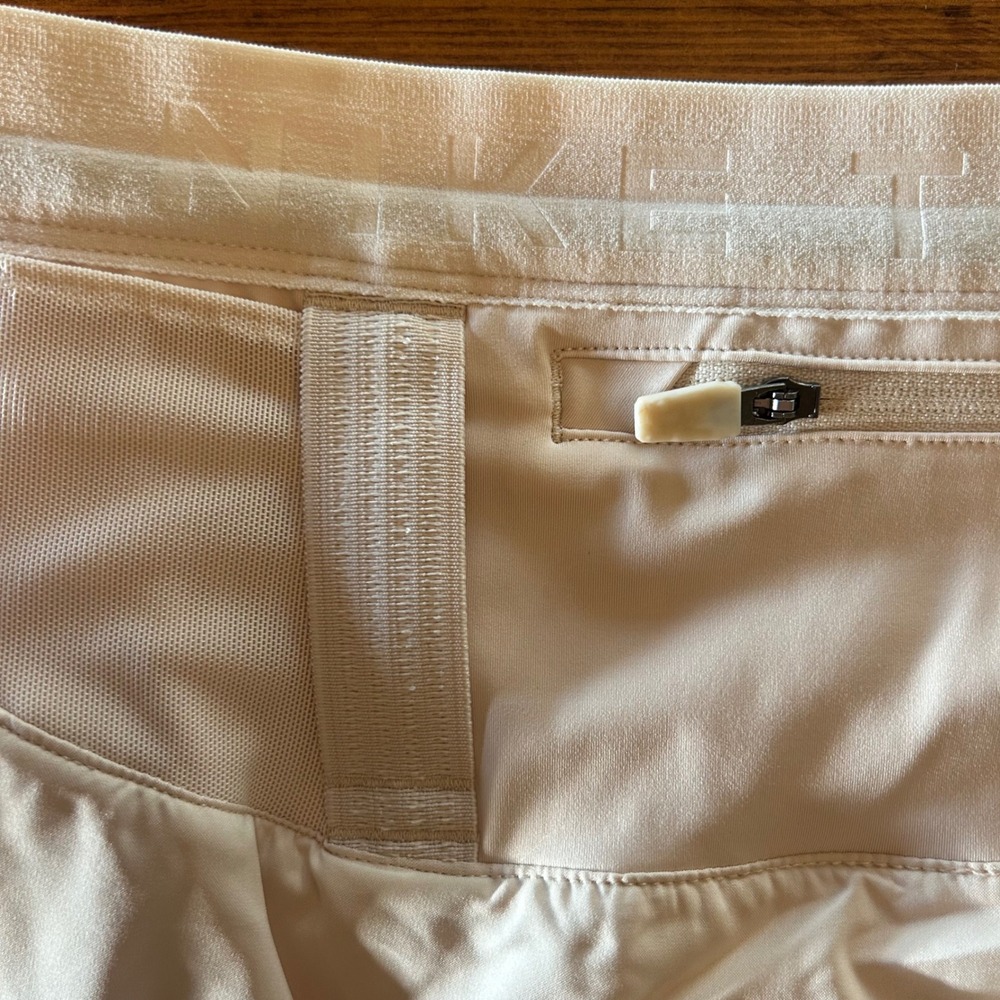 Nike Dri-Fit Trail Running Shorts Medium NWT - Picture 8 of 10
